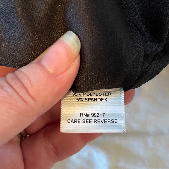 Maurice’s L Sleeveless Blouse Black Polka Dot Floral Neckline - Picture 5 of 6